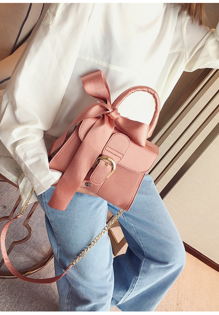 Élan | Bow-Draped Mini Chain Shoulder Bag