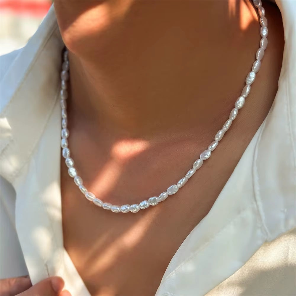 Baroque Irregular Pearl Collar Necklace – Sculpted Elegance in Asymmetry