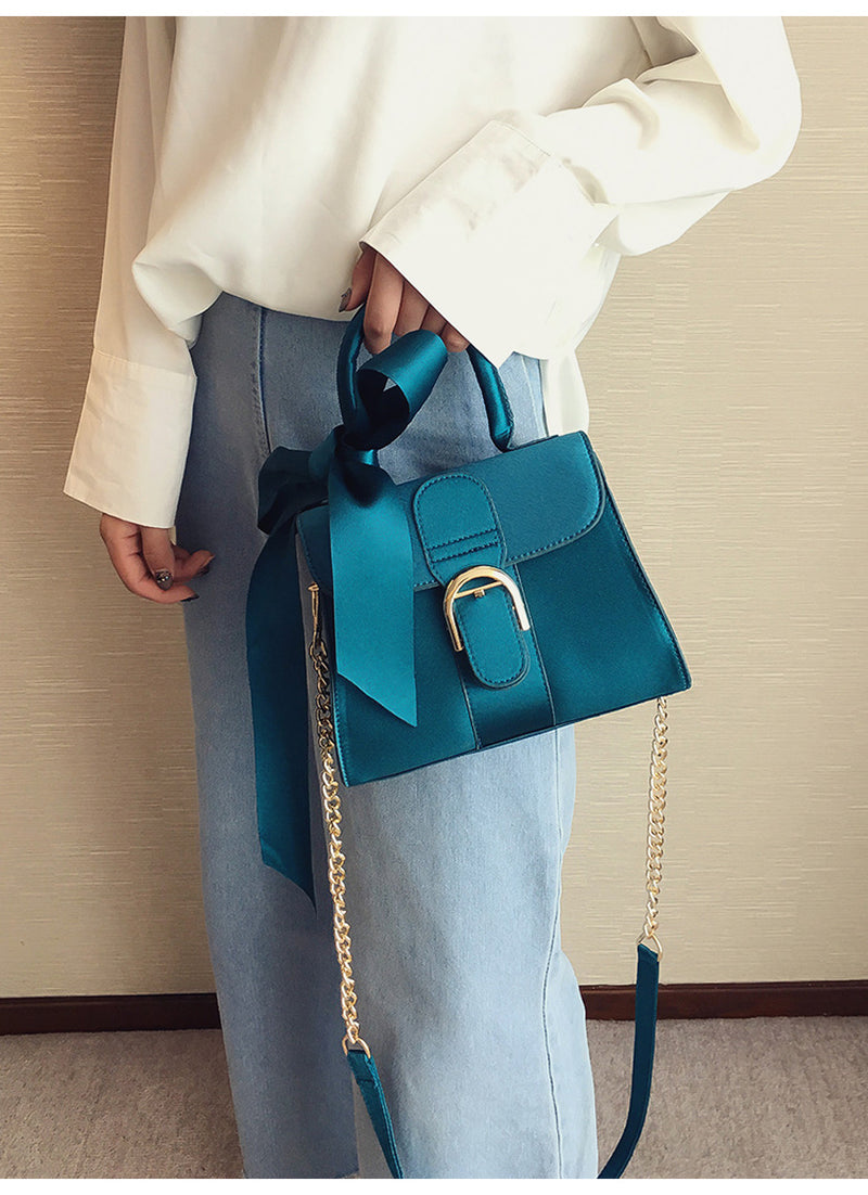 Élan | Bow-Draped Mini Chain Shoulder Bag