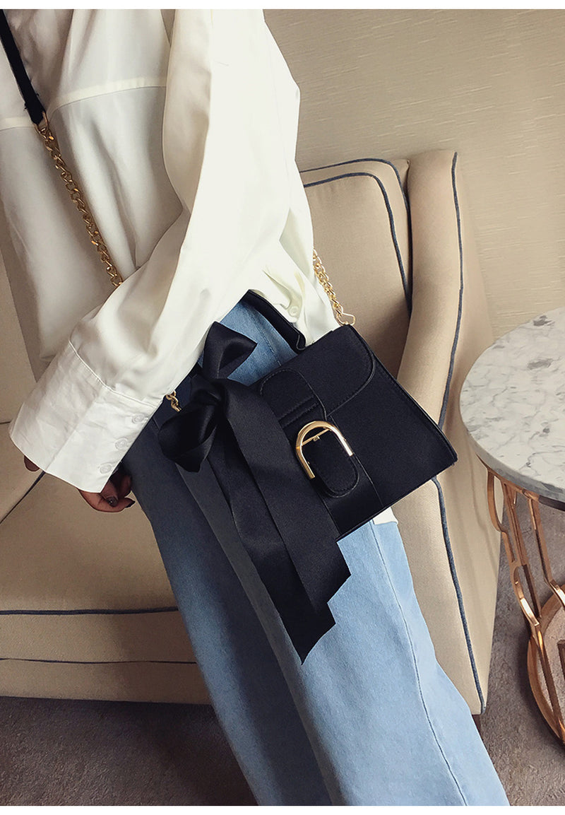 Élan | Bow-Draped Mini Chain Shoulder Bag