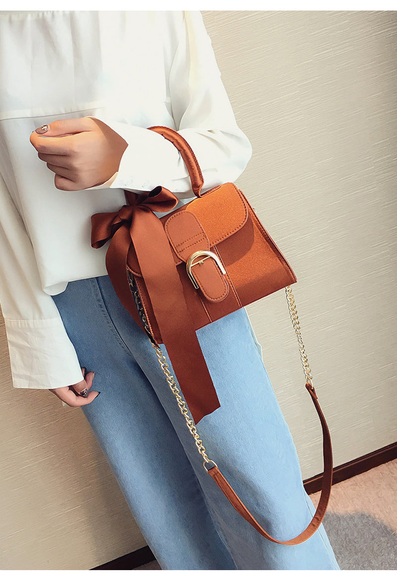 Élan | Bow-Draped Mini Chain Shoulder Bag