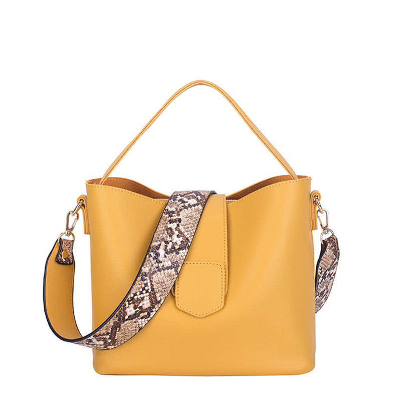 Everyday Bucket Tote | Minimalist Shoulder Carry in Warm Beige
