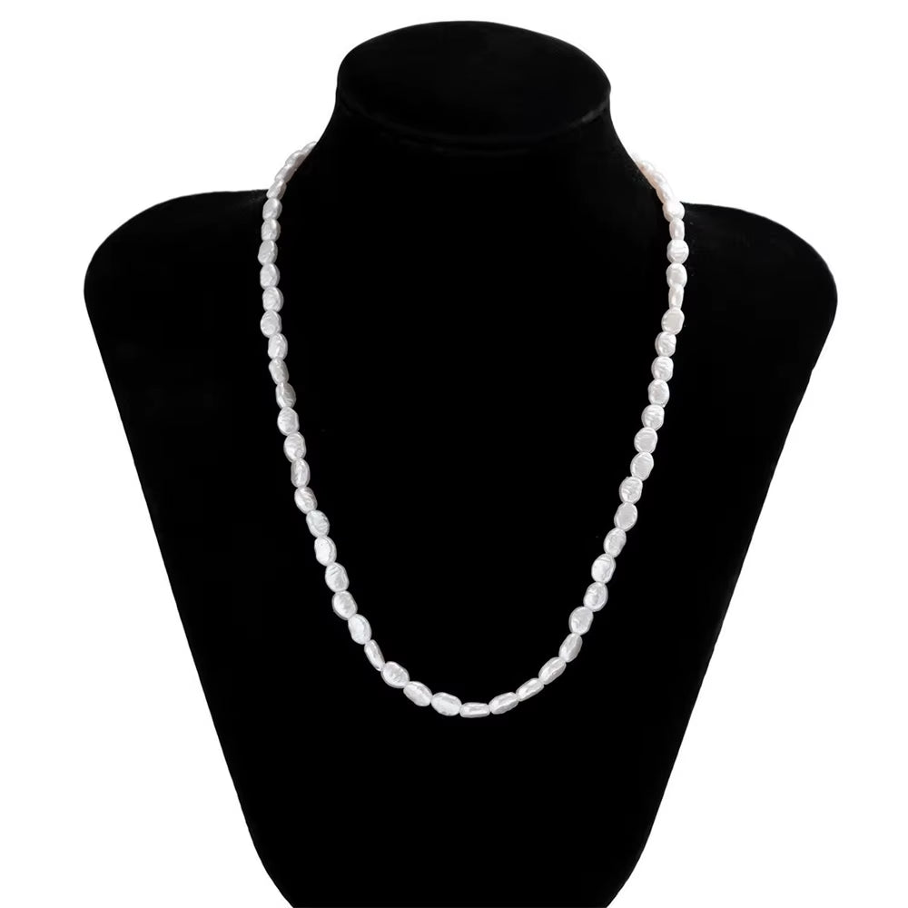 Baroque Irregular Pearl Collar Necklace – Sculpted Elegance in Asymmetry
