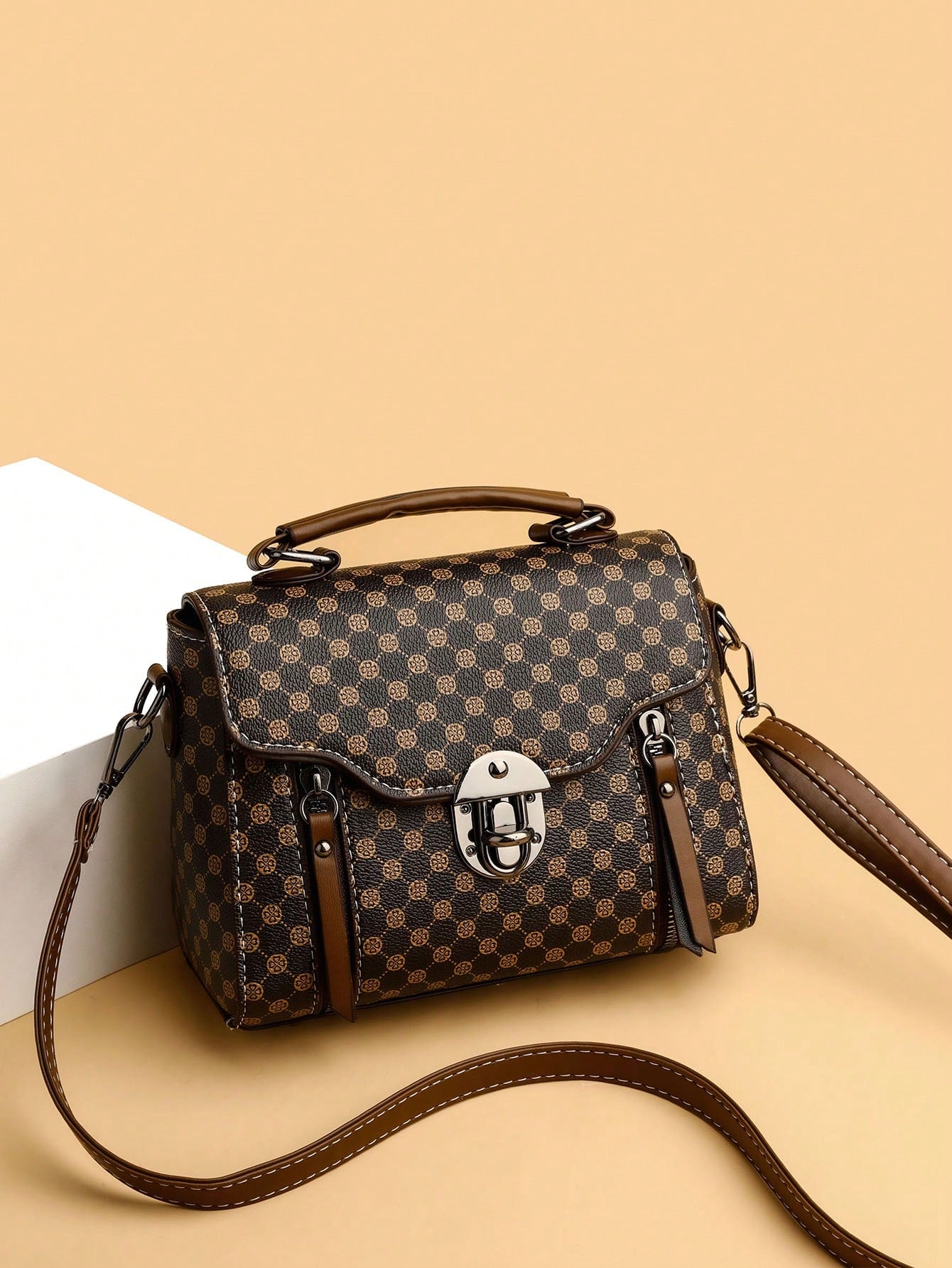RetroLock | Convertible Patchwork Square Bag