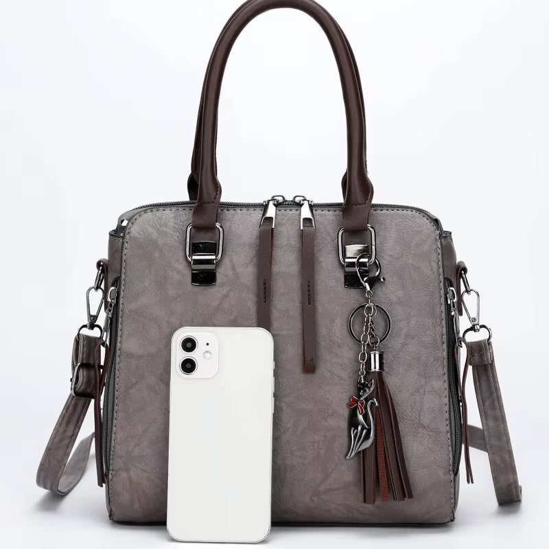 Tasselle 4-Piece Vintage Travel Set